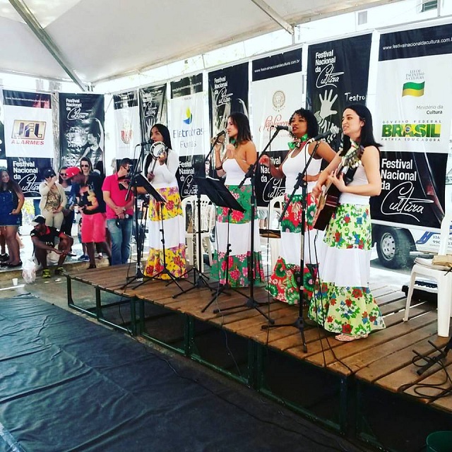 Quarteto Vocal Morena em Festival Nacional da Cultura e Fenac em Três Pontas 1
