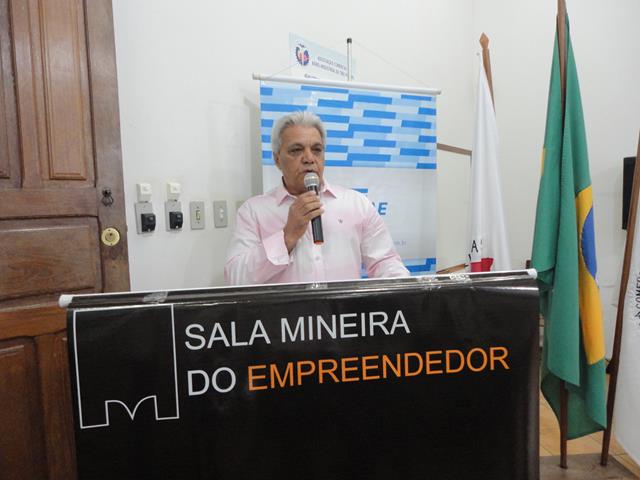 Secretário Municipal de Indústria e Comércio Sebastião de Fátima Cardoso, de TP