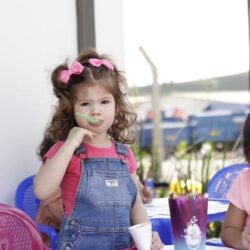 Espaço Kids em Três Pontas é na Cafeteria Cocatrel Menina